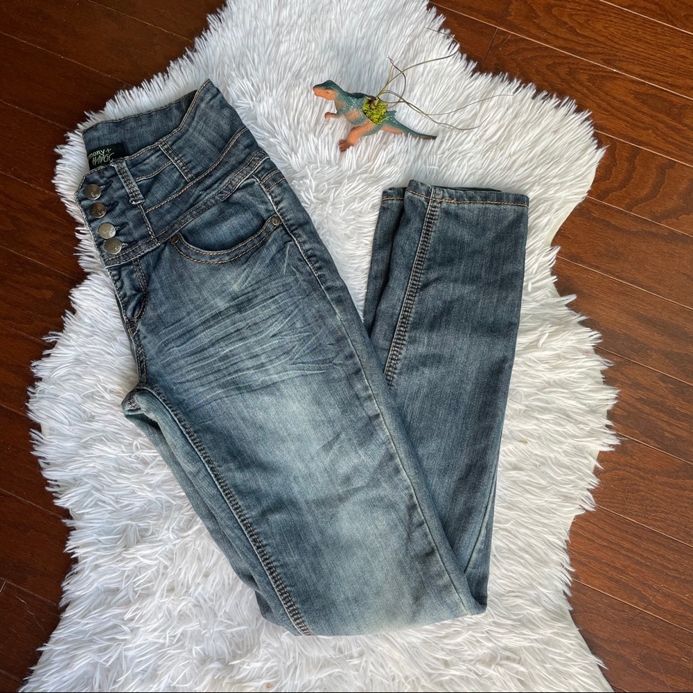 ❤️ EUC High Waist Jeans - 3